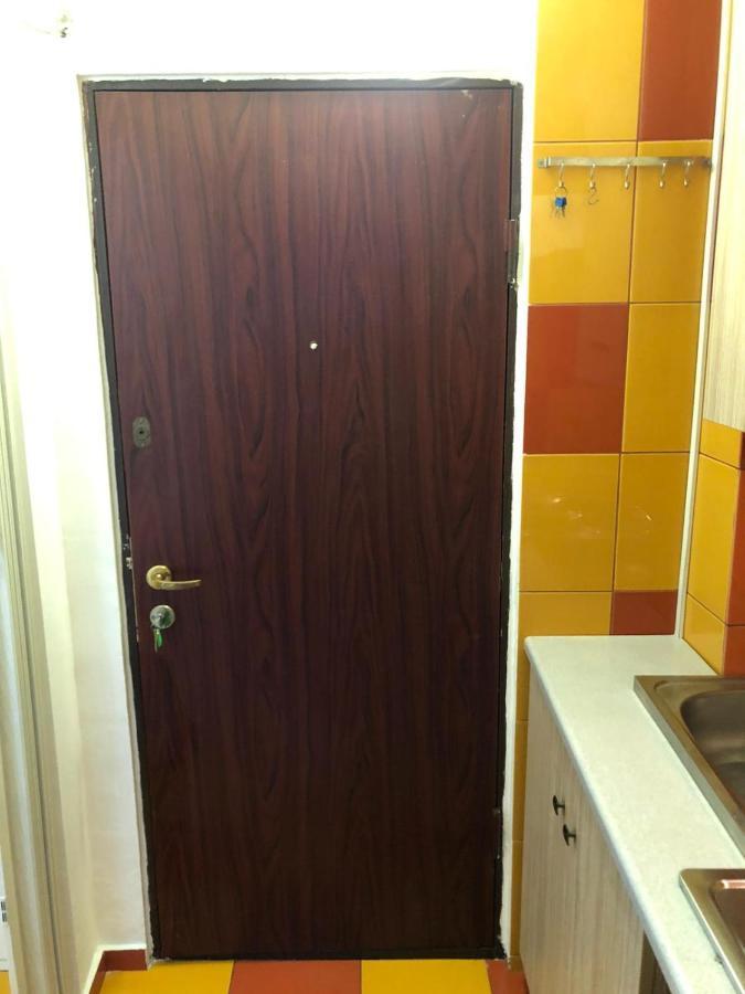 Romancierilor Studio With Self Check In Букурещ Екстериор снимка